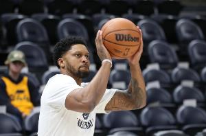 后场开始建 后场开始建